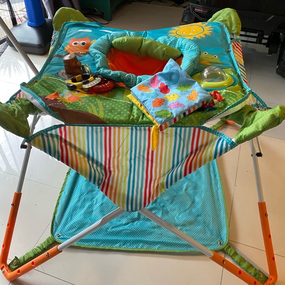 pop and jump activity center